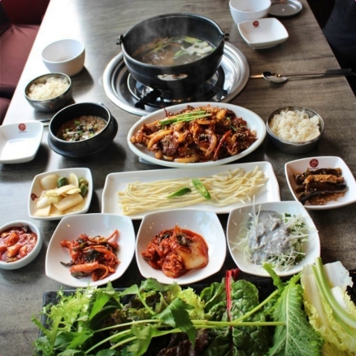 생생정보-장사의 신 분당 율동 오징어제육쌈밥 맛집 위치는? 무제한 칼국수