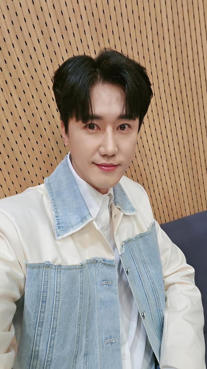 신성·랄랄, 컬투쇼서 신곡 얼큰한 당신 폭발적 반응…중독성 대박!