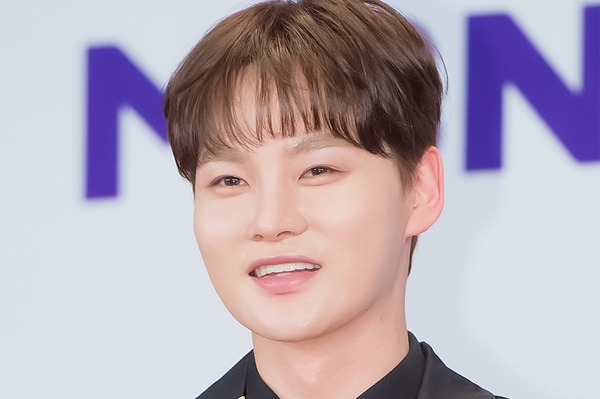 박서진, 슈퍼스타 브랜드 파워 투표 남자 가수-예능셀럽 부문 1위…2관왕 [슈퍼스타 투표 결과]