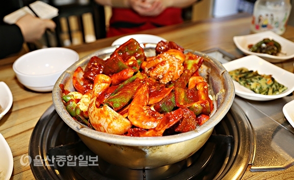 [울산맛집]은근히 밀려온다, 기분 좋은 매운 맛! 찜사랑