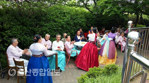 길메리요양병원, 어버이날 효 잔치 개최