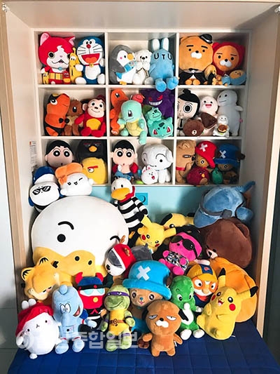 불황 속 열풍 인형 뽑기의 씁쓸한 뒷면