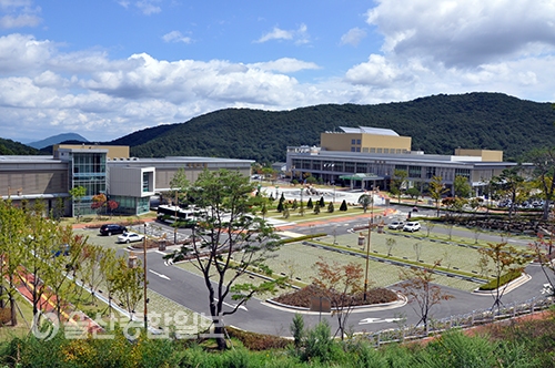 울산시설공단, 울산하늘공원 추모음악회 개최