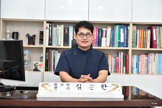 [칼럼] 구안와사, 안면마비후유증 적극적인 치료 및 단계별 맞춤 치료 필수