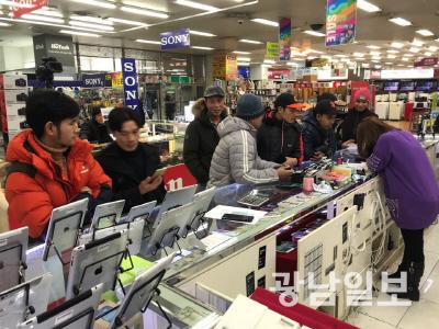 광주 금호월드, 외국인근로자 상담 부스 운영