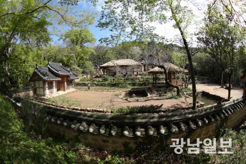 강진 백운동 원림서 가을 정취 느끼세요