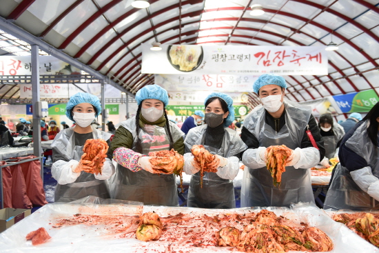 사단법인 문화의창, “평창 고랭지 배추는 사랑♥이죠”