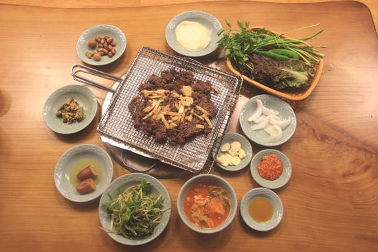 [주간한국]신불산 일원, 억새의 은빛 물결, 드넓은 고원을 뒤덮다