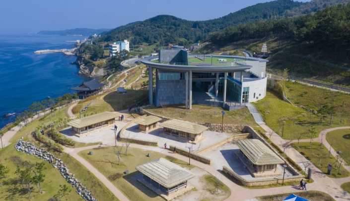  포항 연오랑세오녀 테마공원 전시관 ‘귀비고(貴妃庫)’ 개관 