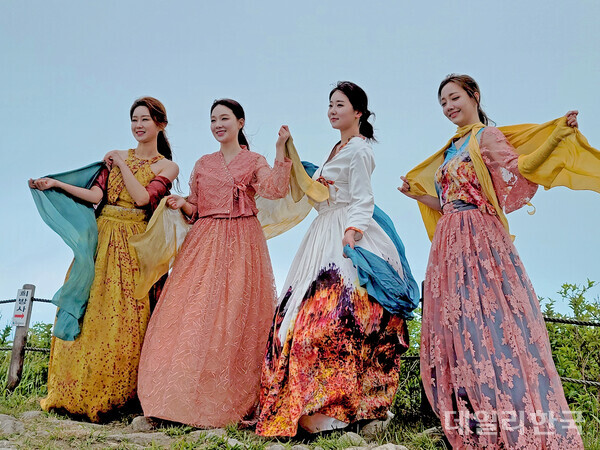 영주 소백산 연화봉서 K-Culture한복‧풍기인견 홍보쇼