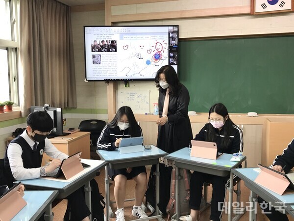 1학생 1스마트기기 보급...경북교육청, 스마트 교육 환경 구축
