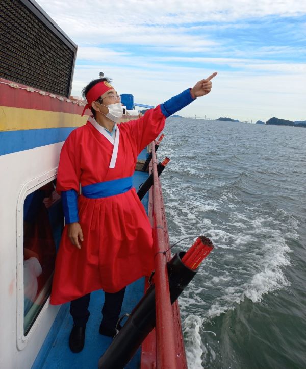 저 바다를 호령한 이충무공의 귀환
