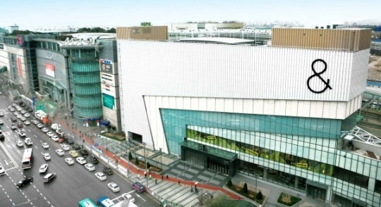 수원 터줏대감 AK플라자, 1분기 매출 전년 동기 대비 2.2% 신장