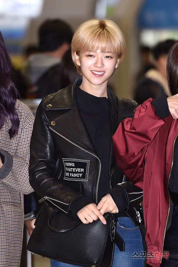 트와이스 정연, 예쁜 금발 헤어스타일