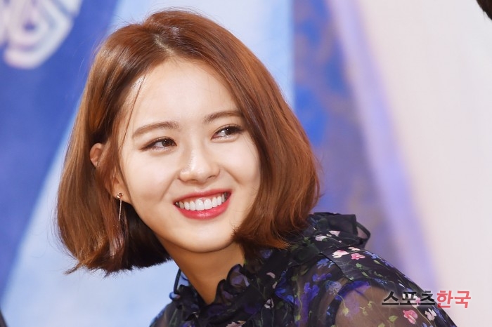  고아라, 단발병을 부르는 헤어스타일 