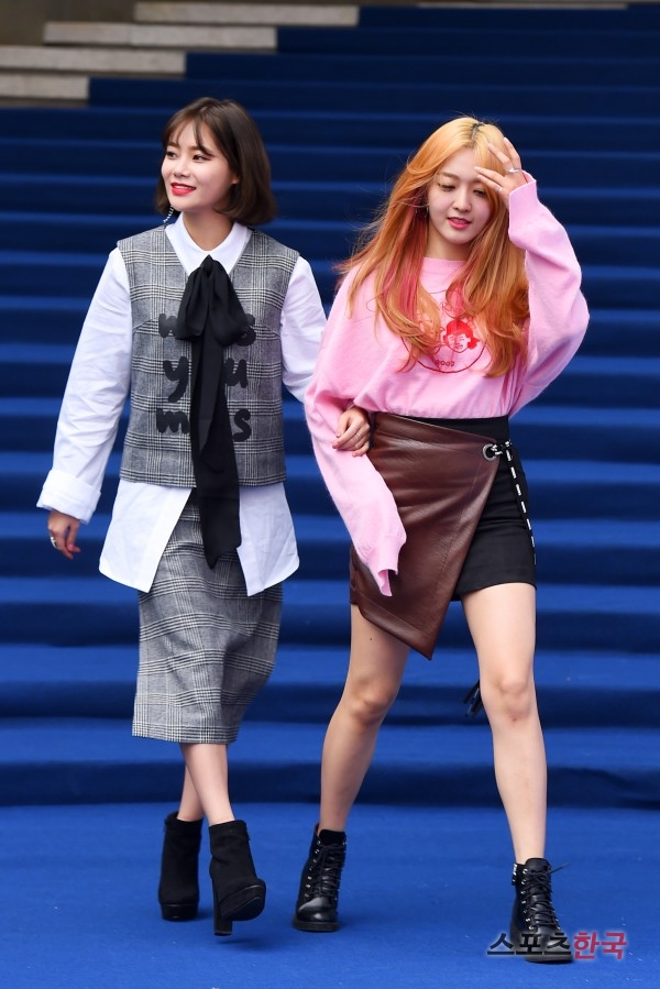  AOA 유나·찬미, 동반 패션쇼 나들이 (서울패션위크) 