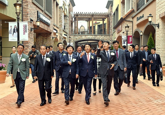  신세계사이먼 시흥 프리미엄 아울렛 4월 6일 그랜드 오픈 