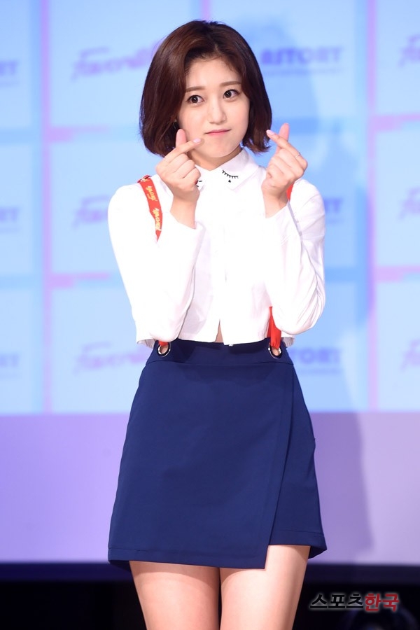  페이버릿 정희, 미모 업시키는 똑단발 