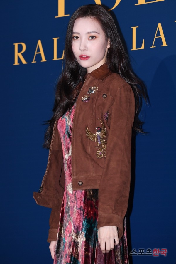  선미, 패션은 이미 가을 