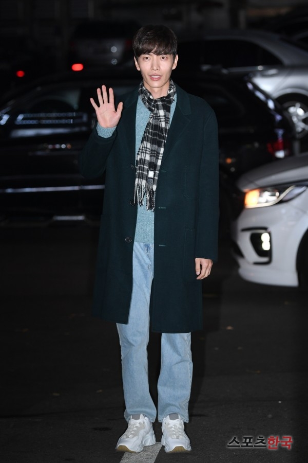 이민기, 데이트하고 싶은 남친룩(뷰티인사이드 종방연) 