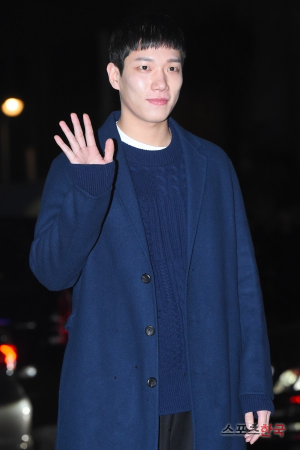  김경남, 짧은 헤어스타일이 매력 (여우각시별 종방연) 