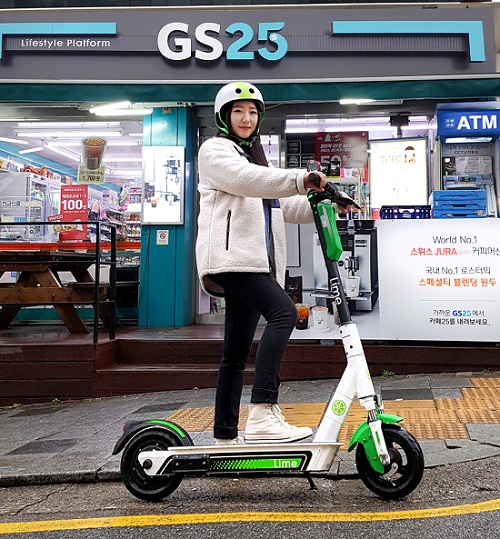 GS칼텍스주유소·GS25 “공유 전동킥보드 충전하러 오세요”