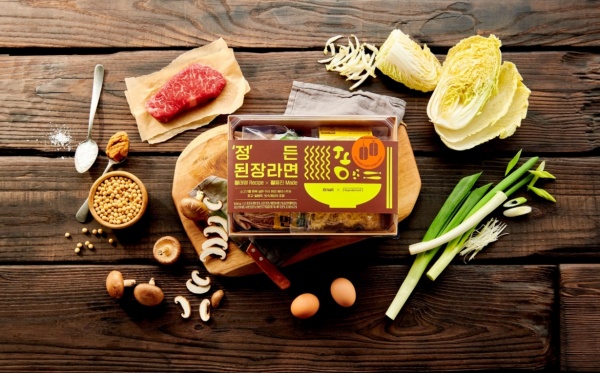 두 정이 만들었다…정용진·정태영 합작 정든 된장라면 출시