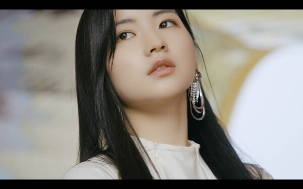 YG 신인 베이비몬스터, 멤버 아사 공개 日 출신 연습생