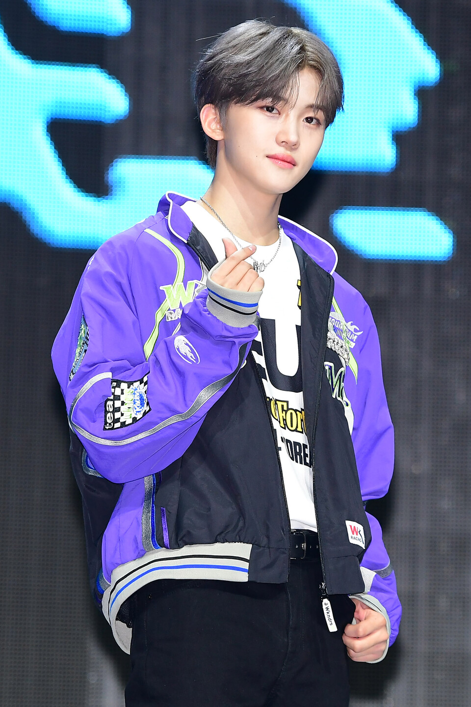 루네이트 도현, 만찢남 비주얼