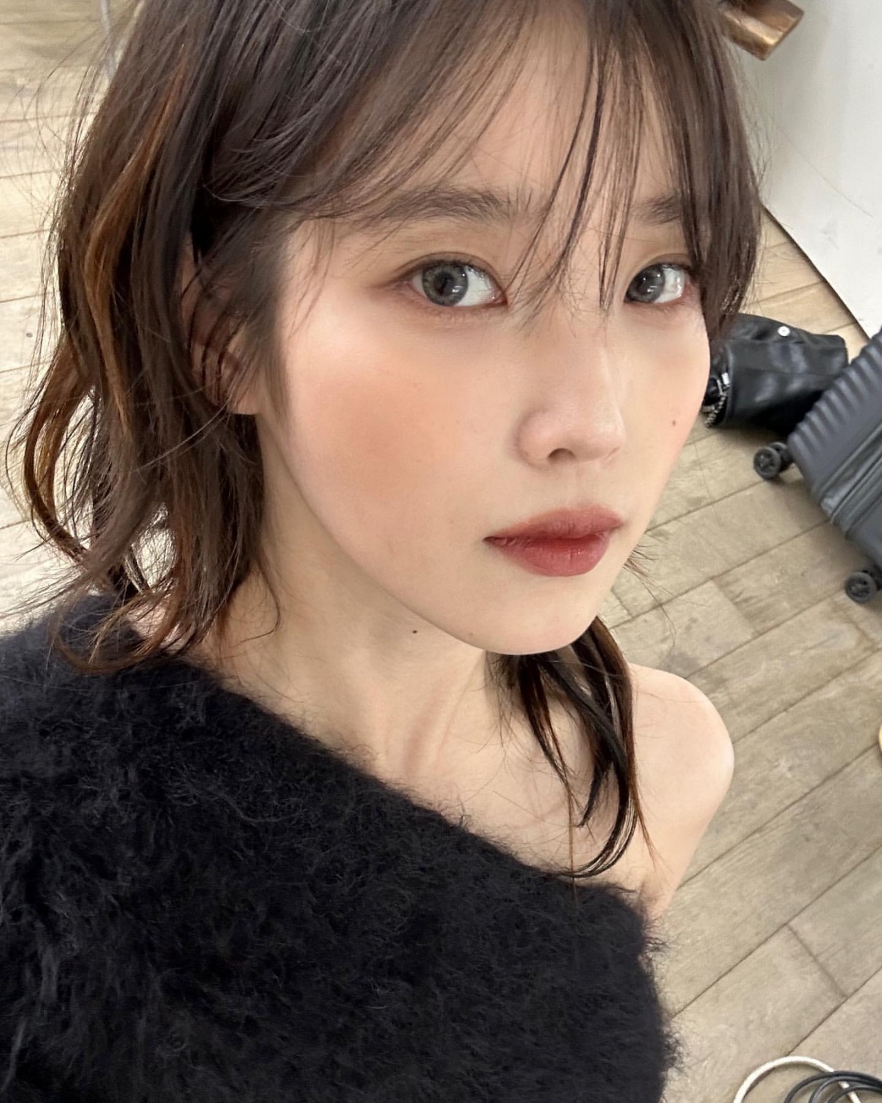 9월도 꽉 채웠다…아이유, 미모도 열일한 근황