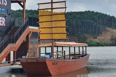 남대천 황포돛배 제작···10월부터 운항