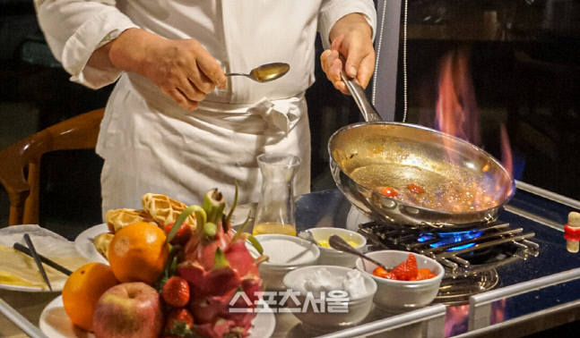 제주 위호텔, LIVE 디저트 이벤트 진행