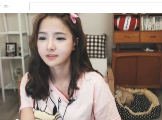 아프리카 티비 bj엣지 개그맨 황현희가 내게 악수 청하더라