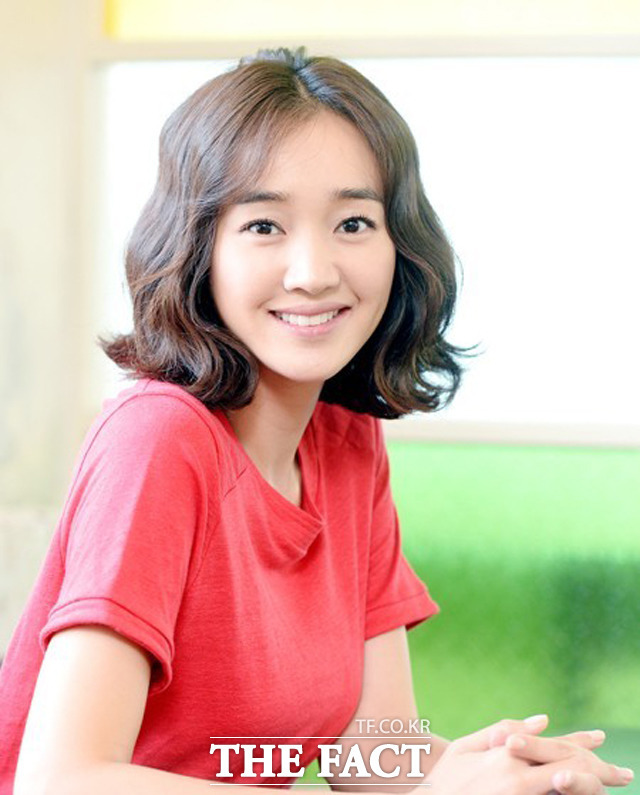 수애 백옥피부! 20대보다 더 하얗다