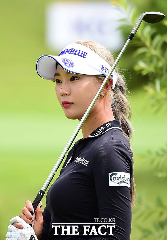 [TF포토] 유현주, 몸매도 실력도 시선 강탈
