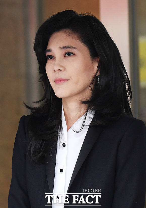 [TF포토] 근심 가득한 얼굴로 주주총회 참석한 이부진 사장