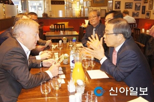 남유진 구미시장, 스위스 맥슨모터 방문