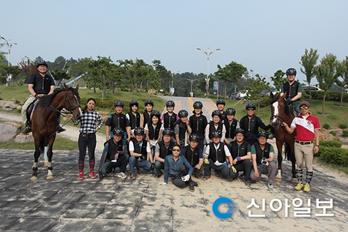 상주서 전국 공무원 승마아카데미 열려