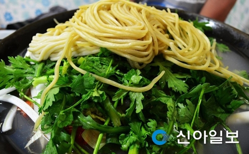 태백산 눈 축제서 물닭갈비 무료 시식회