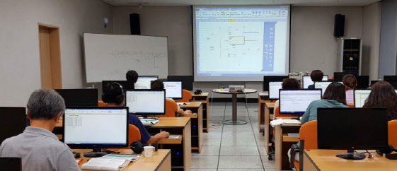의령군, 야간 컴퓨터 활용 능력 자격증 취득반 교육
