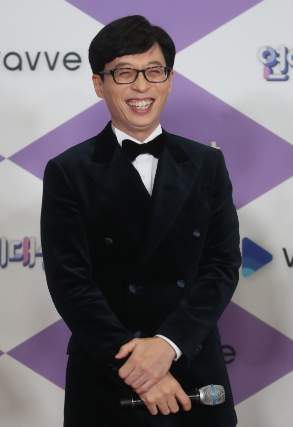 SBS연예대상 수상 유재석 동료들과 아내 나경은에 감사해