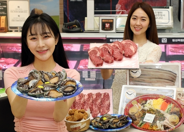 대형마트 3사, 황금연휴 맞아 식품·생활용품 할인 총공세
