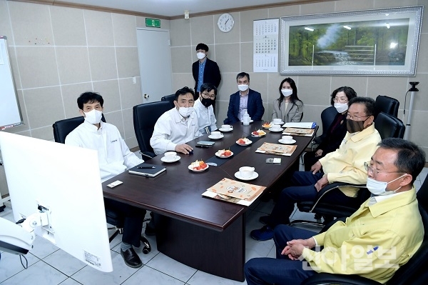 최기문 영천시장, 코로나19 장기화에 중소기업 방문 응원