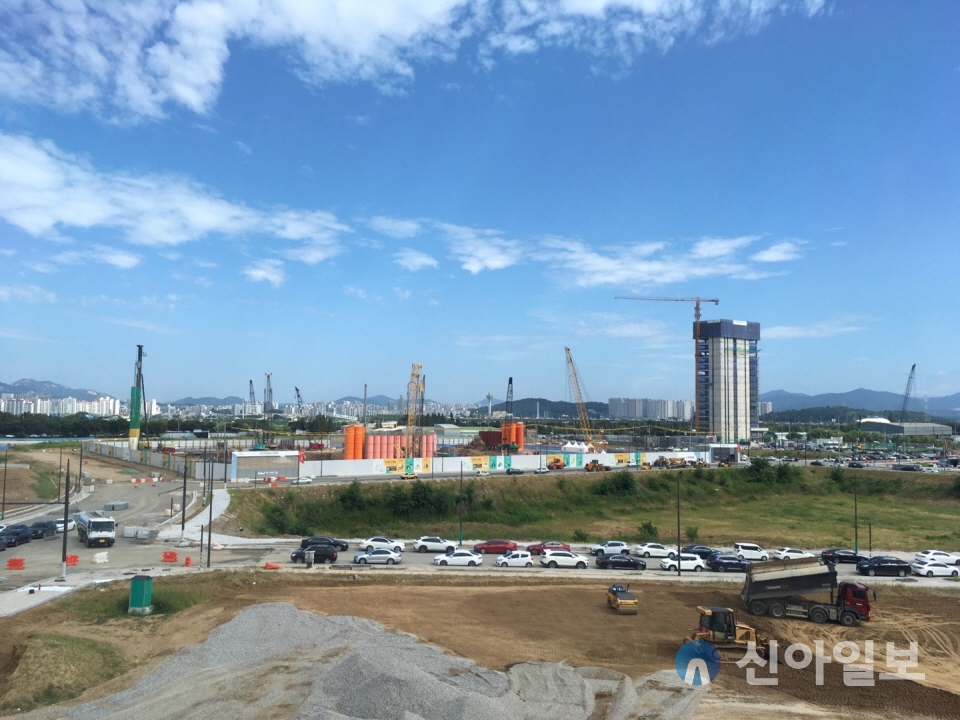 오피스에 주택 한 스푼…집 같은 회사 고덕 아이파크 디어반