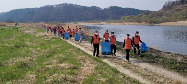 한국타이어앤테크놀로지 대전공장, 새봄맞이 환경정화 봉사활동 펼쳐
