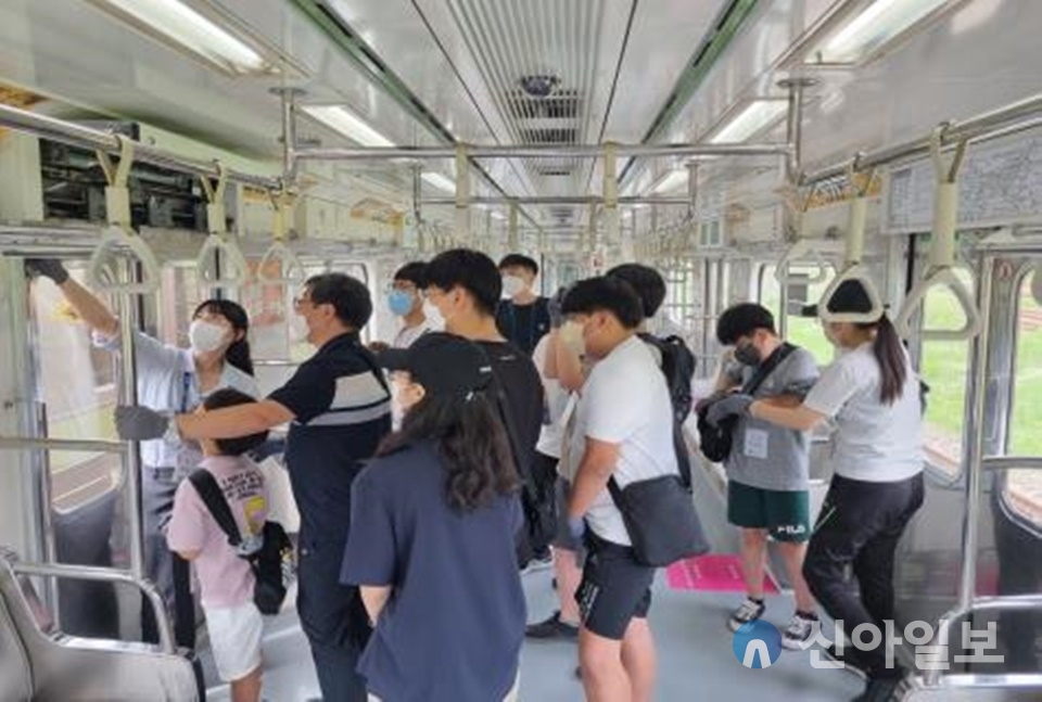 서울교통공사, 통합 5주년 기념 기관사 체험행사