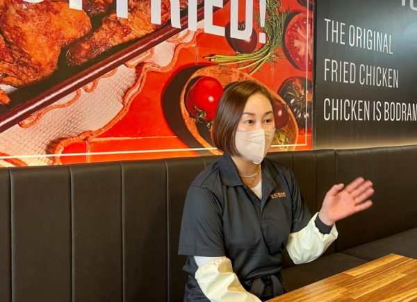 보드람치킨 화성시청점, 넉넉한 공간으로 오리지날 후라이드 치킨을