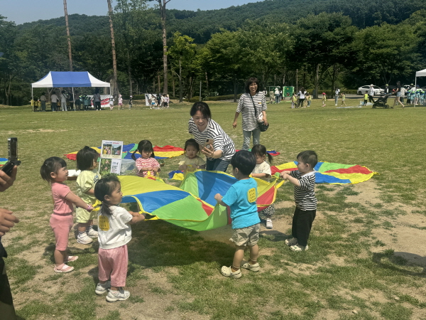 용인자연휴양림서 열린 ‘숲속의 물놀이터’ 큰 호응