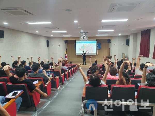 밀양교육지원청, 지방공무원 힐링 연수’ 실시… 역동적인 ‘직장문화’ 조성