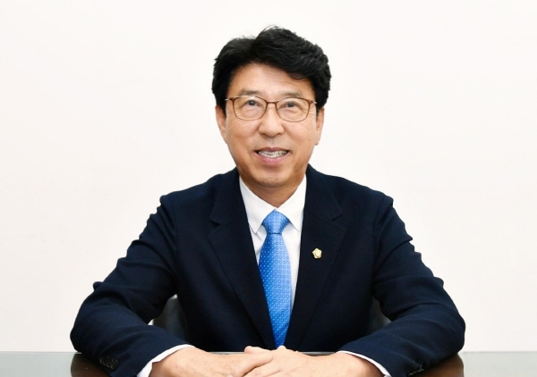 남원시의회, 제267회 임시회 개회…후반기 의장단·상임위원장단 선출